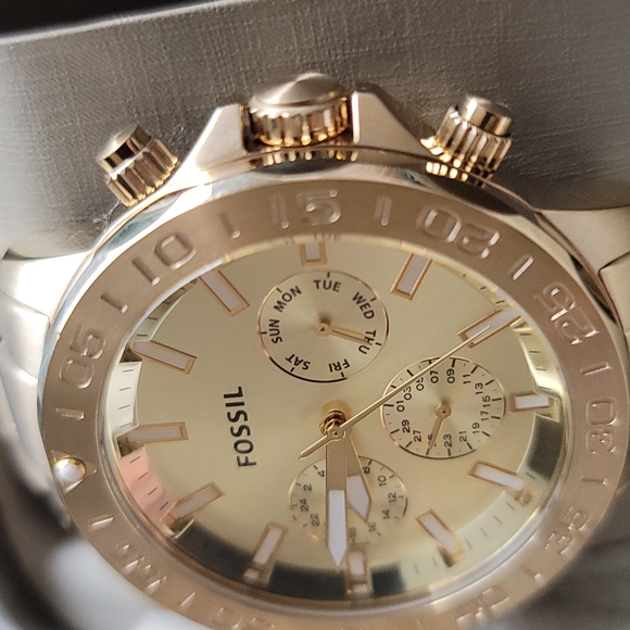 NEW Men's 22mm Gold stainless steel Fossil watch - Picture 10 of 10